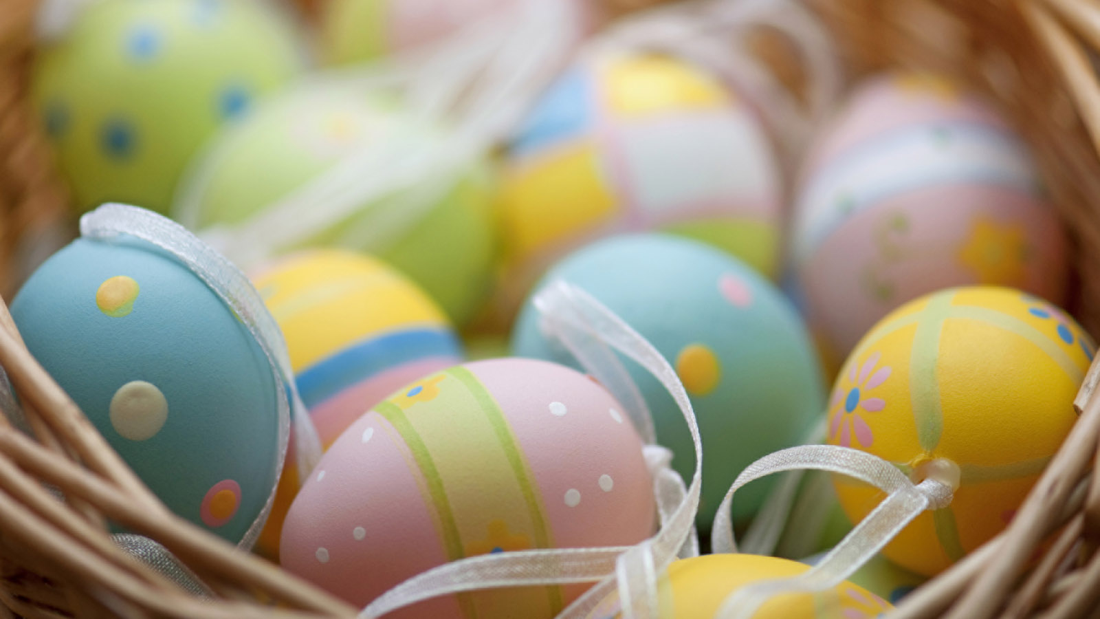 Hop On Over to These UAE Restaurants This Easter